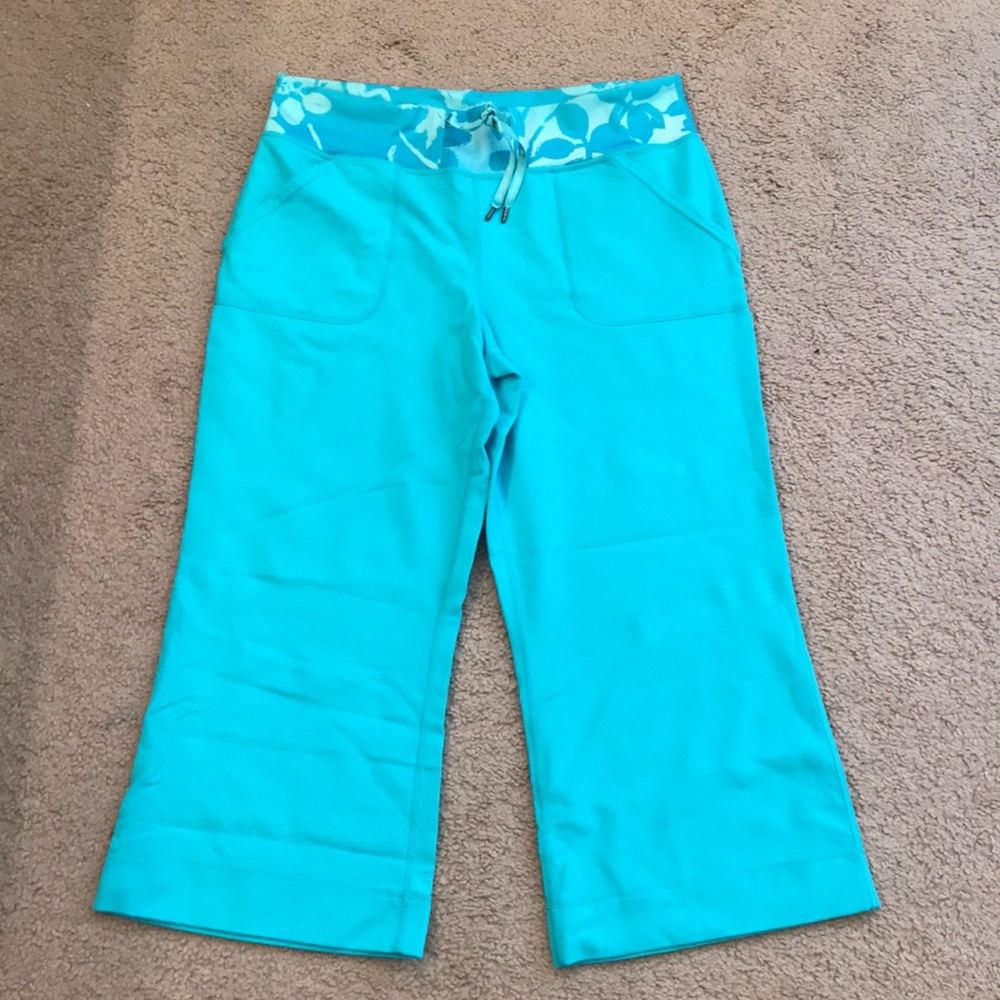 Lululemon cropped yoga pants - teal size 8